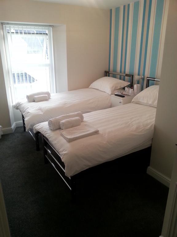 White Rose Guest House Tenby Habitación foto